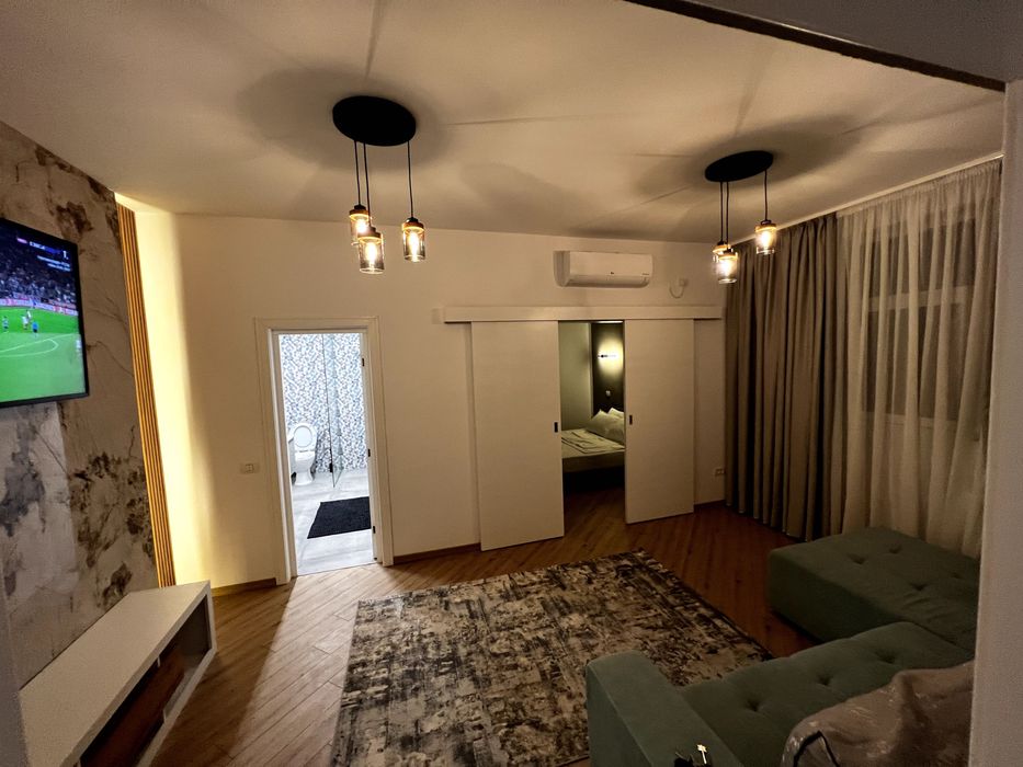 Apartament de închiriat – FALEZA CAZINO CONSTANTA