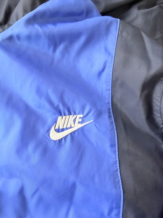 Продавам спортен екип Nike.