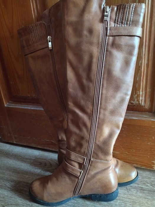 Сапоги деми новые