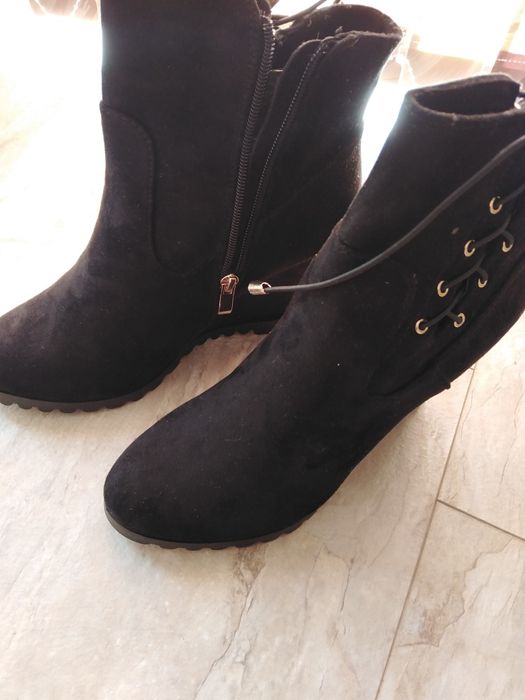 Нови зимни боти с платформа