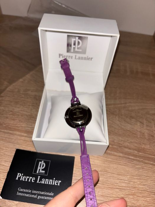 Accesoriu nou nou - ceas Pierre Lannier