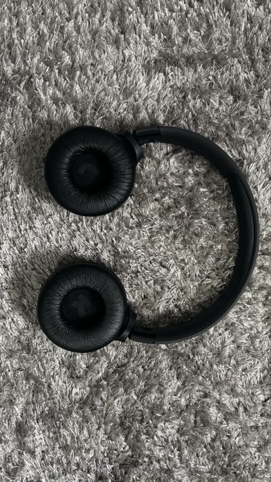 Casti JBL 525BT-Ca noi