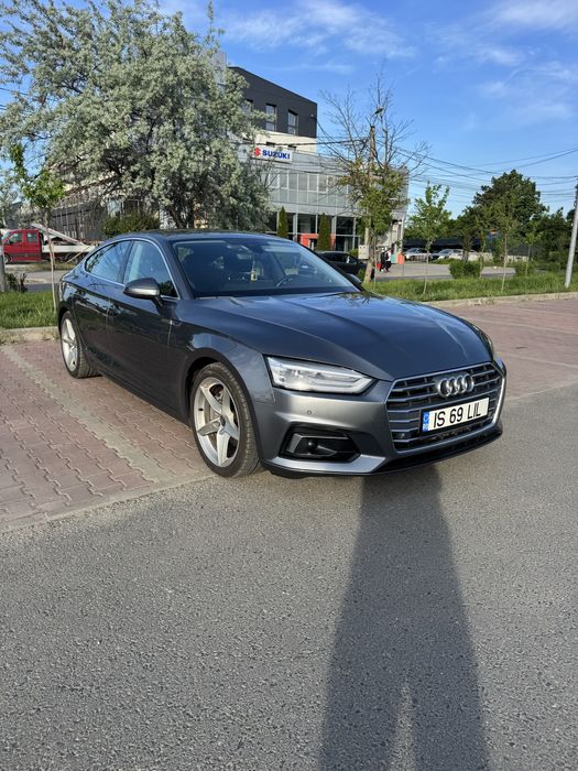 Vand Audi A5 Impecabil 20 TDI