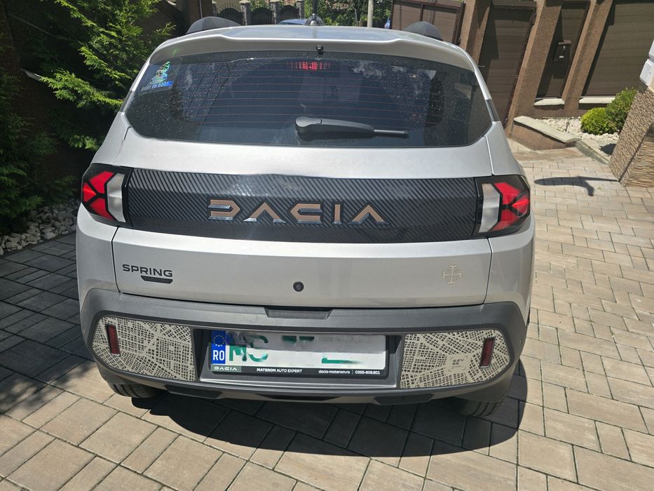 DACIA Spring 2024 — imagine 2
