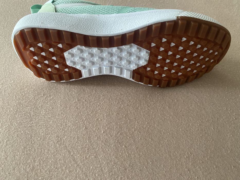 Tenesi Vans USA  nr 34,5 de vara Panzati ultra lite