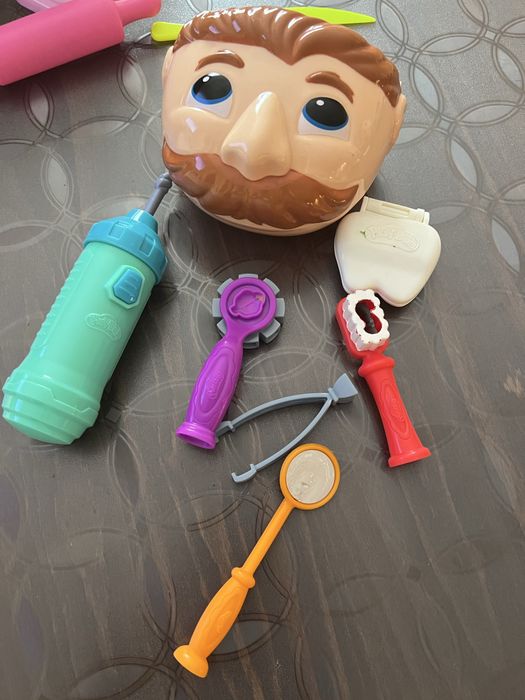 Игрален комплект play-doh зъболекар