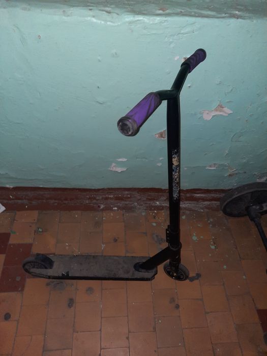 Продам самокат трюковой