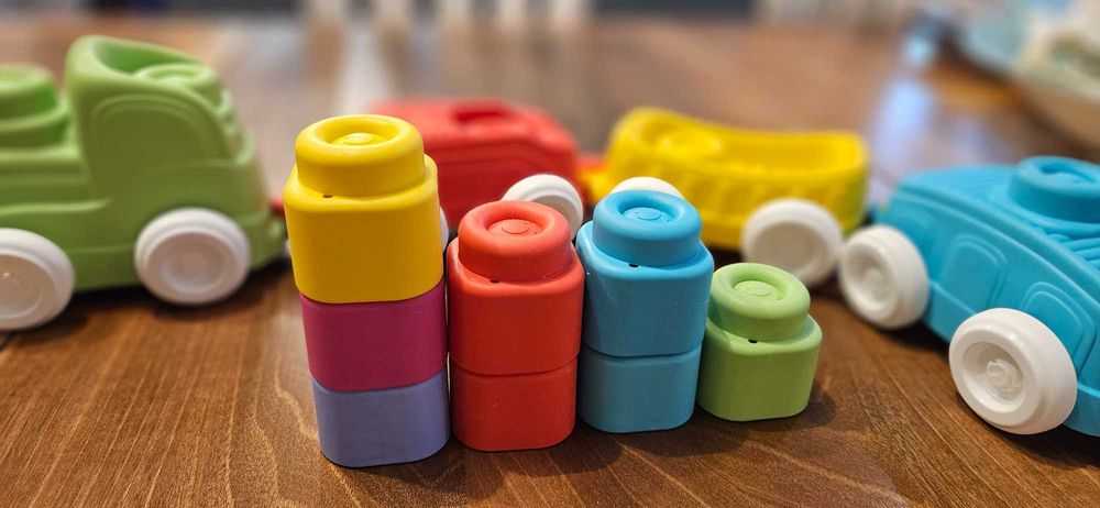 Бебешки играчки Clemmy soft touch and play