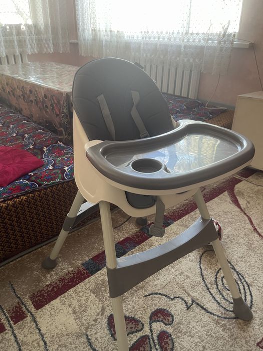 Продам стул для копмления.