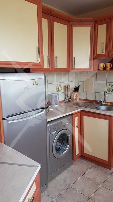 Дава се под наем Двустаен апартамент в София, Медицинска академия - 75 кв.м за 598.23 € - Снимка #1