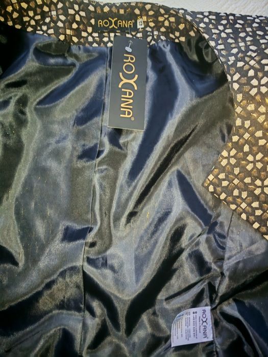 Sacou elegant, scurt  Roxana, mărimea 42, nou cu  eticheta.