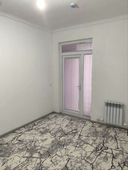 Srochni 2 xonali yangi kvartira arendaga beriladi!