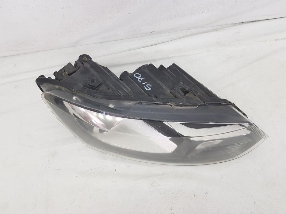 Far dreapta xenon led VW Polo dupa 2009