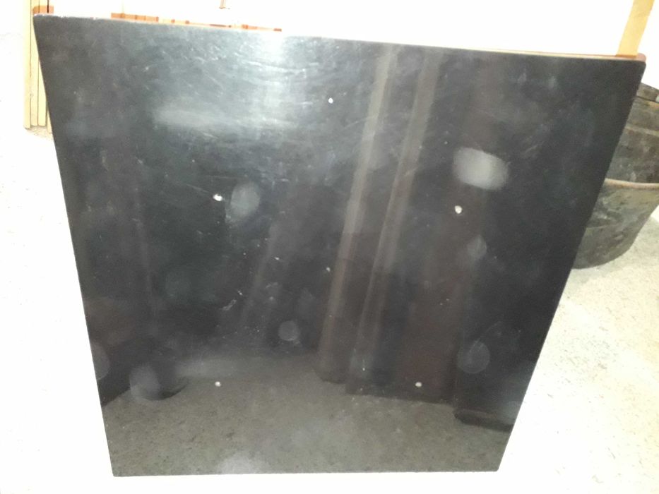 Panou 70 x 66 cm din plexic negru lucios , plastic 1 cm grosime