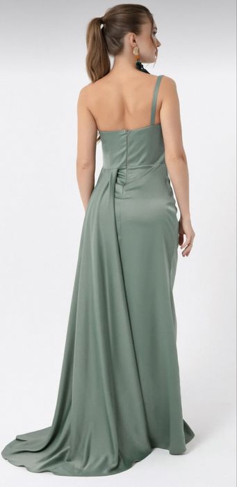 Официална рокляя