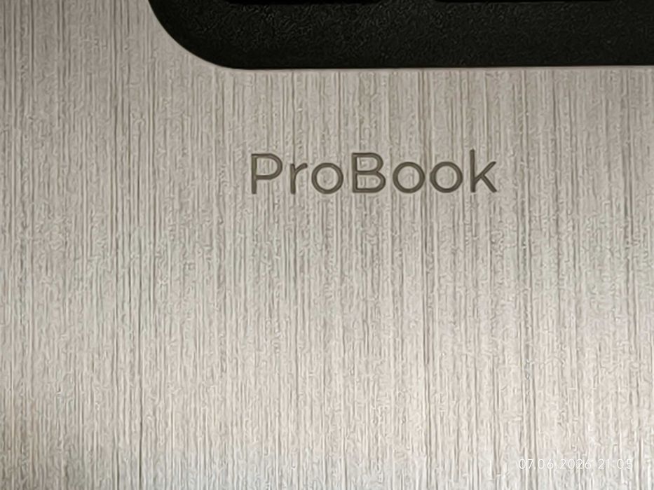 Продавам HP Probook 430 G2 - 8 gb; ssd 500gb
