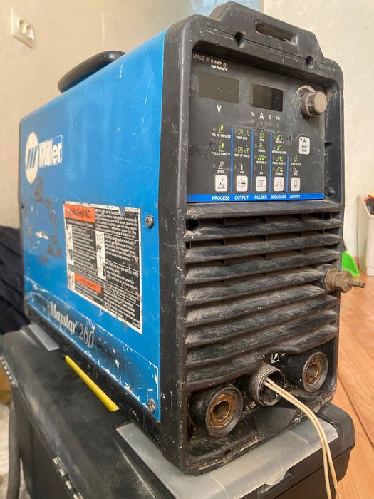 Сварочный аппарат MILLER MAXSTAR 200