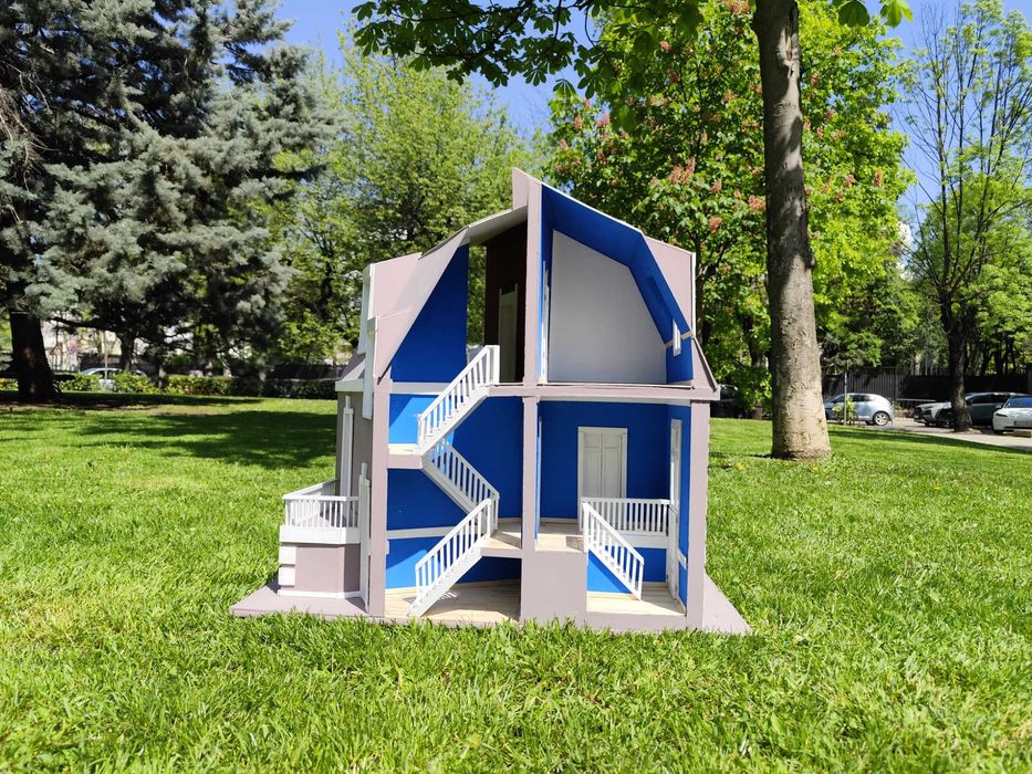 Къща за кукли , макет