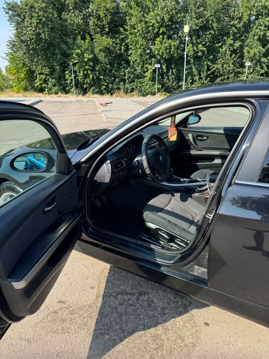 Vând BMW E90 320D m47 163