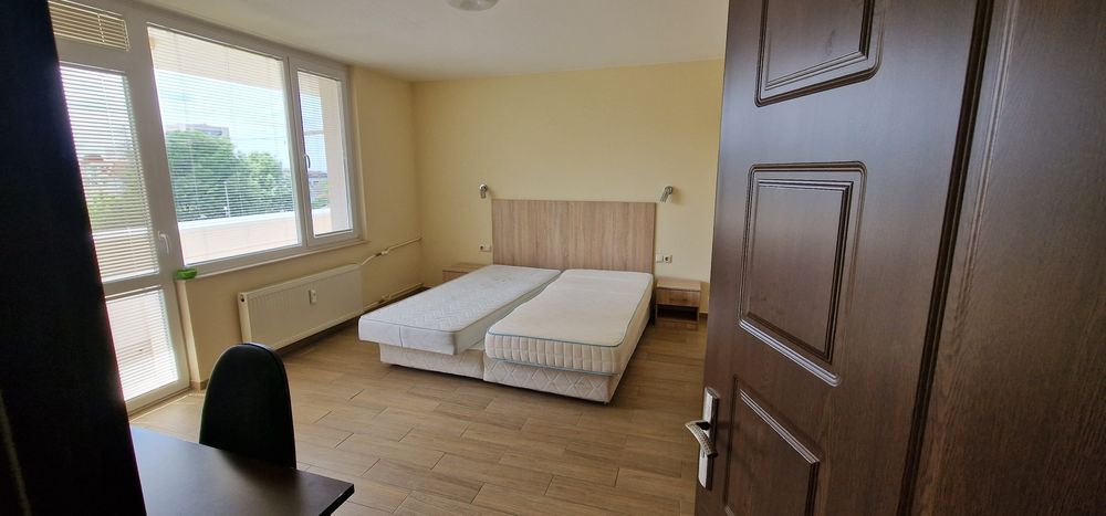 Дава се под наем Едностаен апартамент в Плевен, Сторгозия - 50 кв.м за 331.5 € - Снимка #3