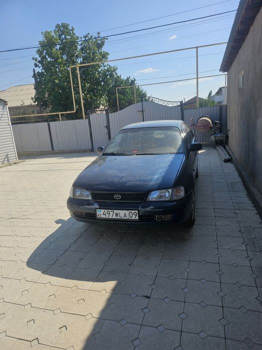 Продам Тойота Карина Е