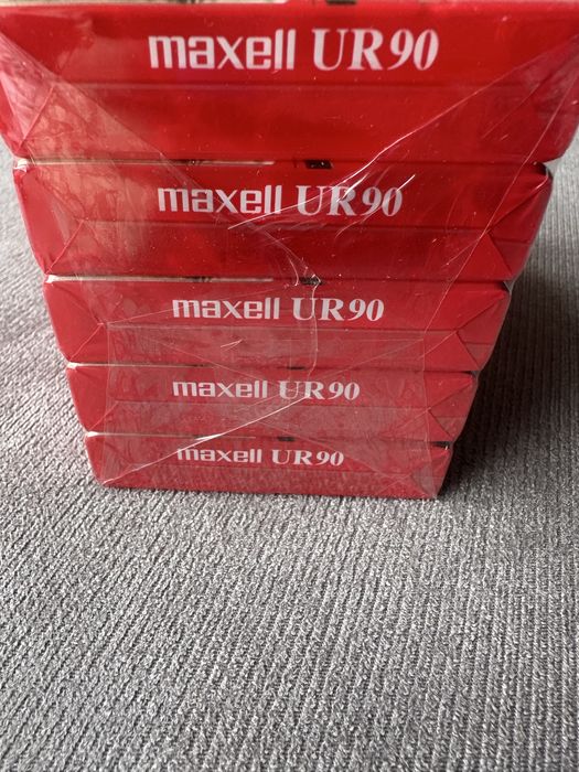 Аудио касети Maxell - UR 90