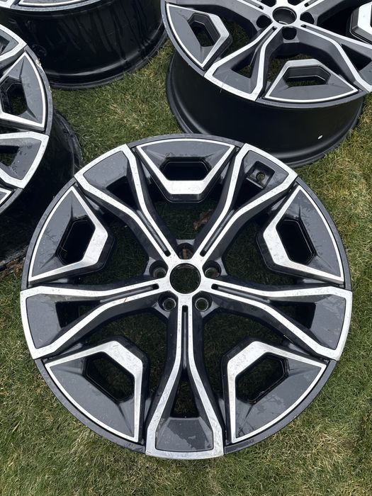 Jante Bmw ix m60  ix m50 g05, g06, XM pe 22 o singura dimnesiune