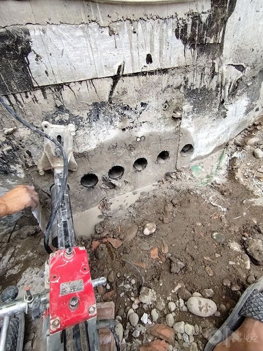 Almazniybur
Perforator va Otboynik xizmatlari
B
