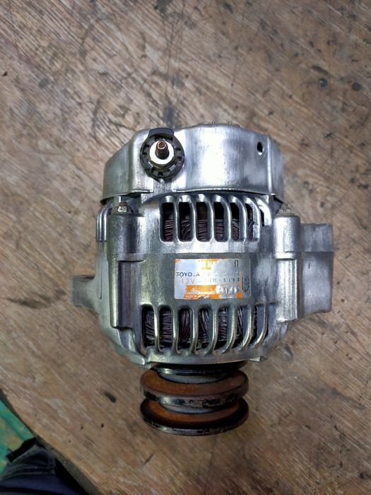 Генератор тайота Ленд Крузер