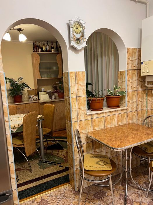 Apartament de vanzare + garaj