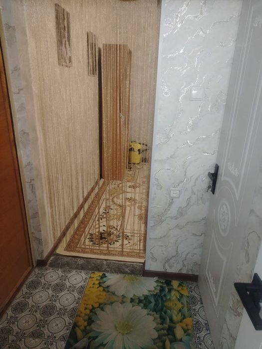 Продаётся квартира хрушовка 1-5+6 балкон Авиасозлар 2