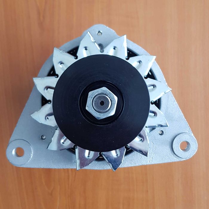 Alternator 12V 35A pentru tractoare Ford 3000 4000 5000