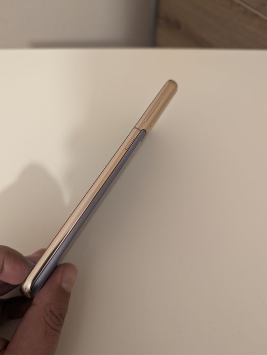 Samsung S21+    | citeste anuntul |