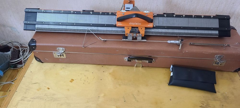 Вязальная машина