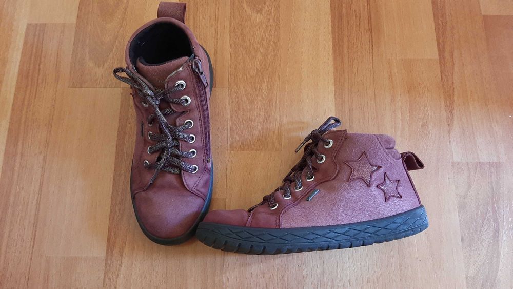 Pantofi superfit 34 primavara/ toamna