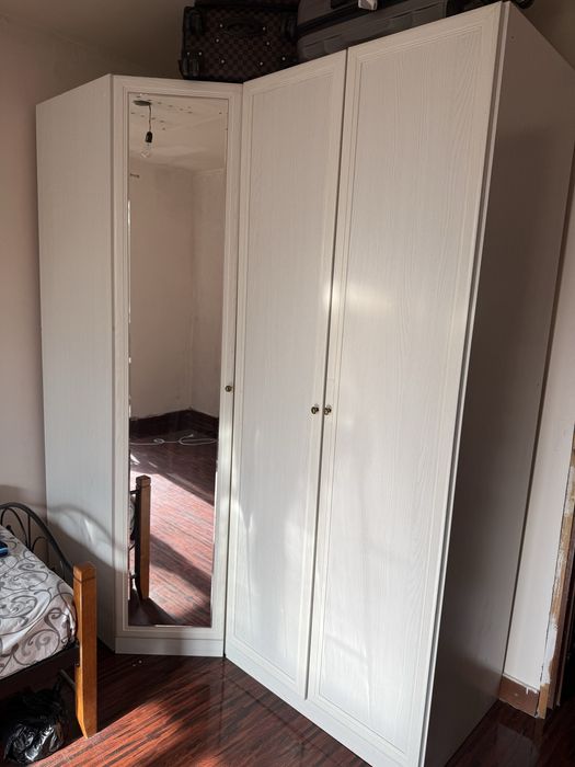 Угловой шкаф айвори