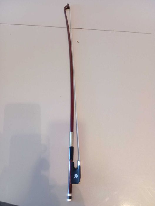 Лък за виолончело