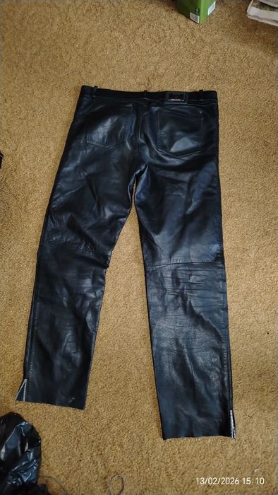 Кожени панталони