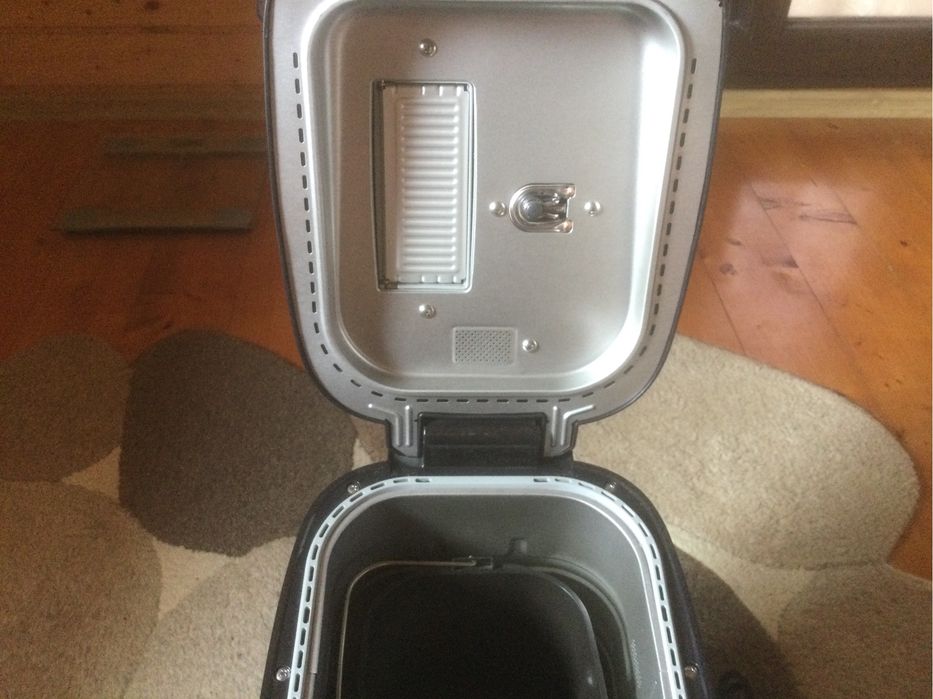 Aparat de facut paine Panasonic SD-ZB2502 nou UK