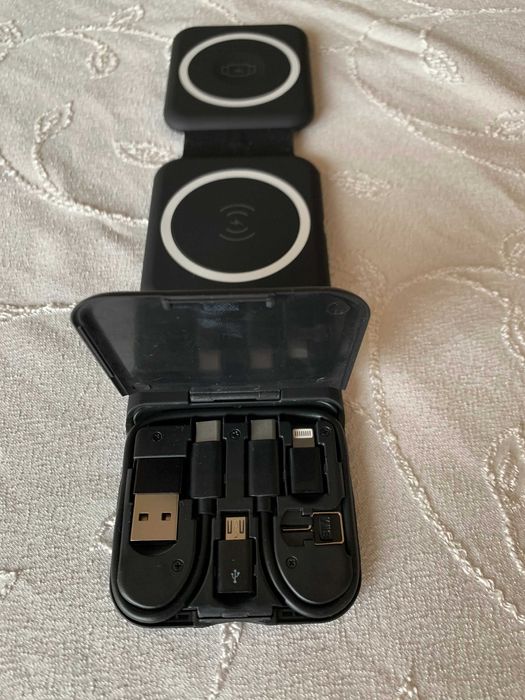 Безжично зарядно с комплект кабели BOLERO Memorii 2 в 1 Fairmont Dubai