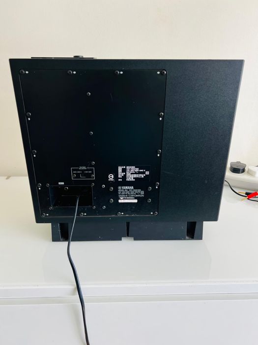 Subwoofer activ Yamaha  YST-FSW 100
