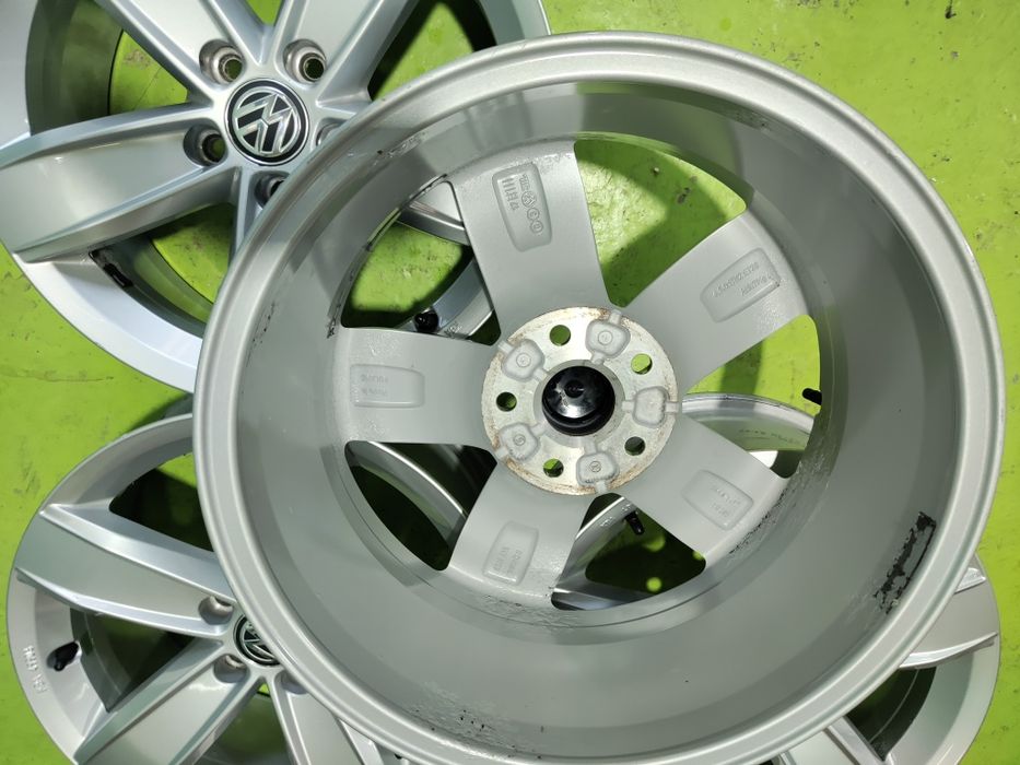17 5x112 Vw Passat Touran Caddy Tiguan 5х112