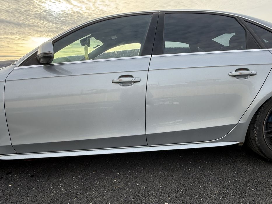 Usa fata spate stanga dreapta audi a4 b8 lx7v LX7V