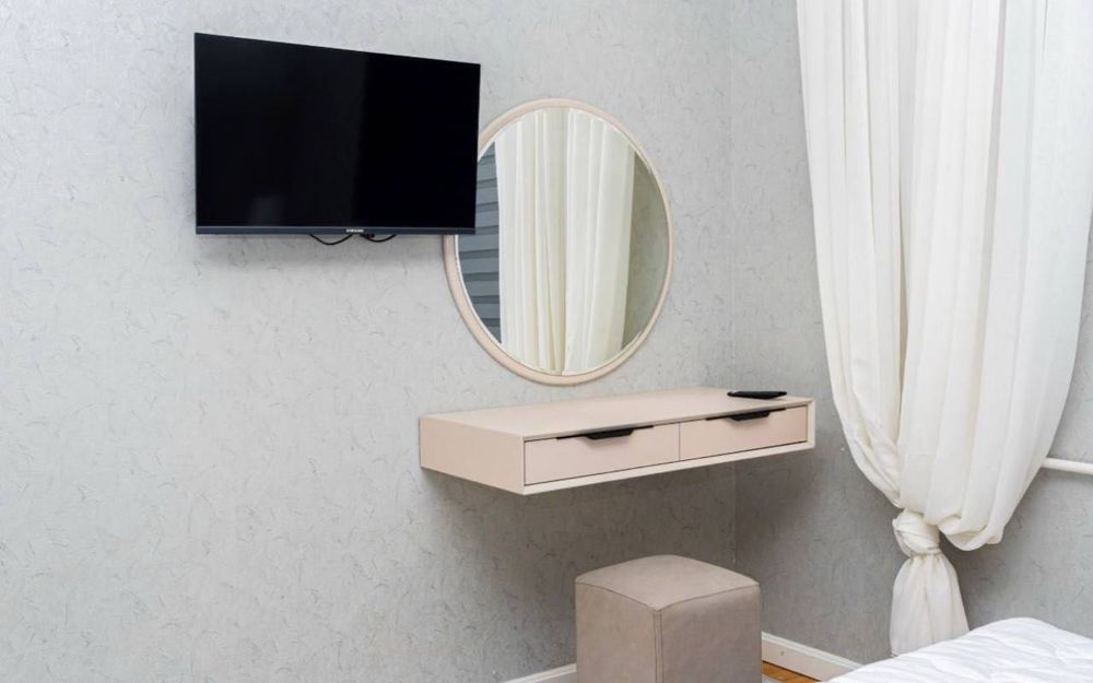 Продается 3 комнатная квартира ремонт ул.Эльбек, Канадская школа