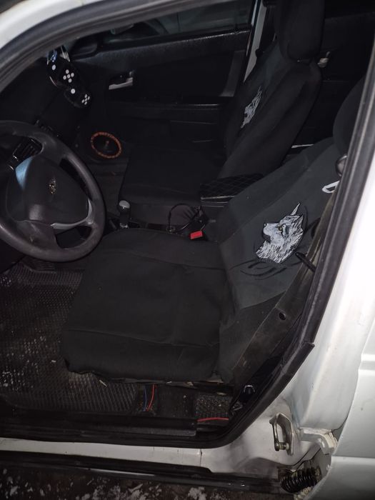 Продам срочно приора 2013г