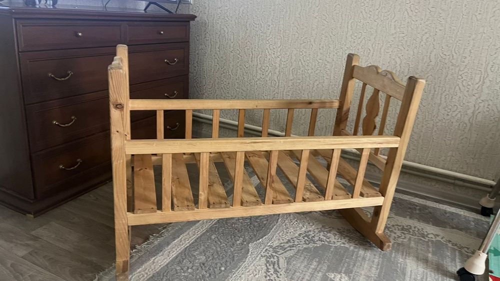 Манеж  15000 продам