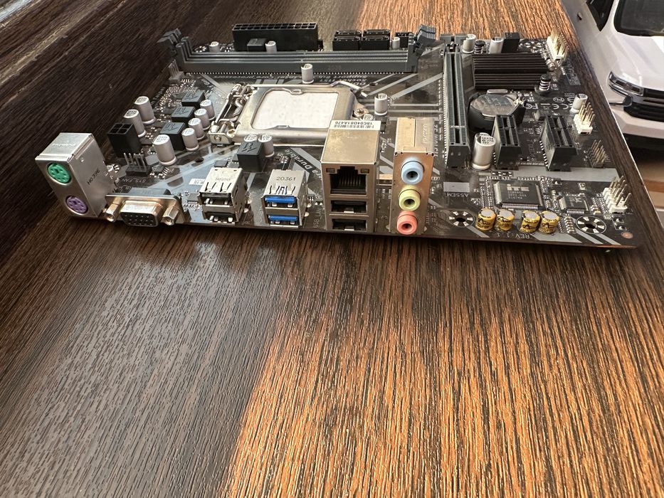 Материнская Плата Gigabyte 1151.