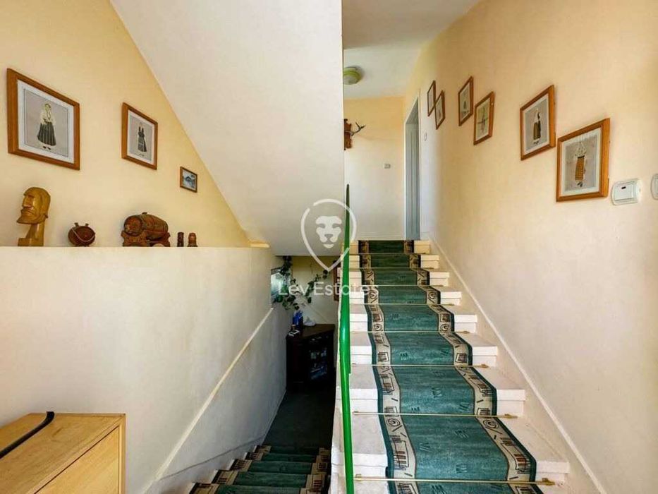 Продава се Къща в Камено - 188 кв.м за 1064 €/кв.м - Снимка #6