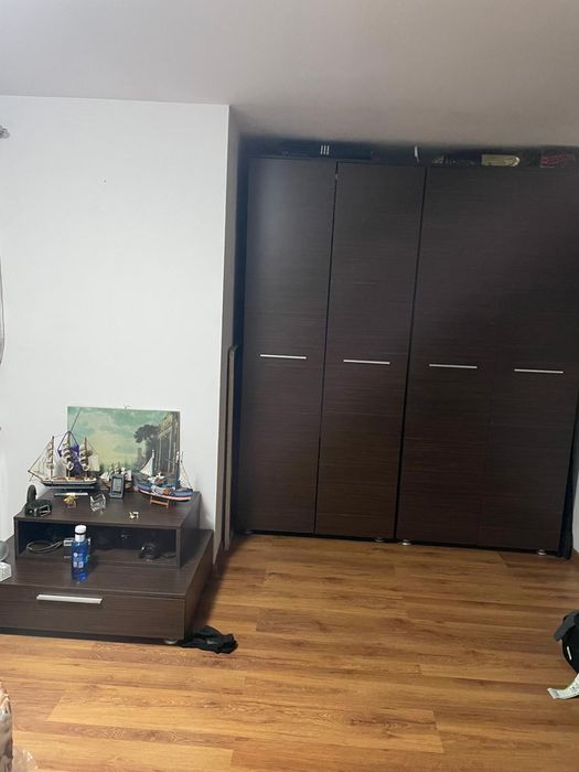 Mobilă dormitor modern