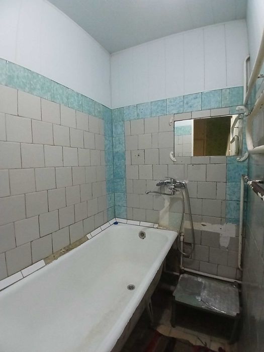 Kv 2 xonalik Navoiy shahridan